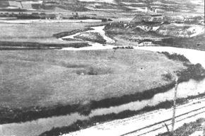 F&aacute;brica de La Luisiana, en la confluencia de los r&iacute;os Virga y Ebro
