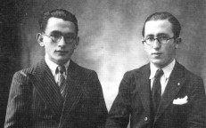 Aniceto Adolfo (izqda) junto a su hermano pequeño Florencio