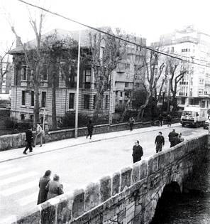 Puente sobre el río Ebro