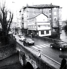 Puente sobre el ío Ebro