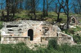 Iglesia rupestre de Cadalso