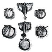 Fíbulas de ballesta y hebillas omega. Celada Marlantes