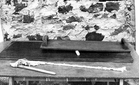 Fabricaci&oacute;n de velas. Colecci&oacute;n etnogr&aacute;fica, Museo estudio El Pajar de Proa&ntilde;o. (Foto: Luis &Aacute;ngel Moreno)