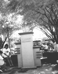 Monumento conmemorativo de la fundación de la ciudad