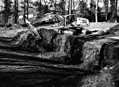 Trabajos de excavación en la laguna. Octubre 2010