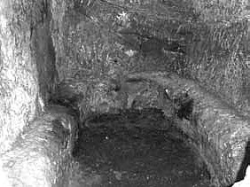 Pila bautismal complejo rupestre de San Pantaleón (Cantabria)