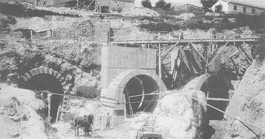 Túneles de los desagües de medio fondo. 1930